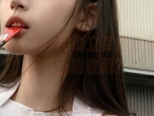 惊了！用倒立姿势打开51吃瓜，居然还能收藏？！