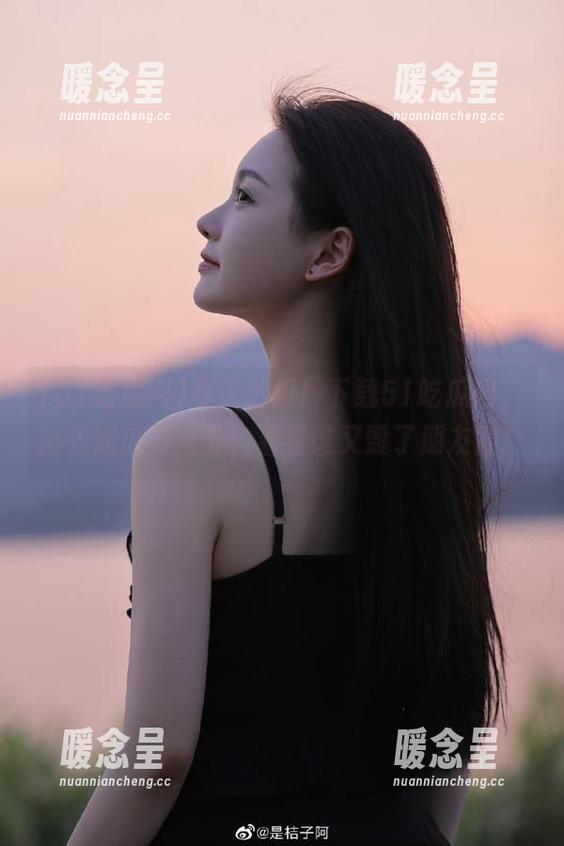 51吃瓜网 今天炒瓜!下载51吃瓜网,抢先知瓜界八卦,看看谁又毁了朋友圈!
