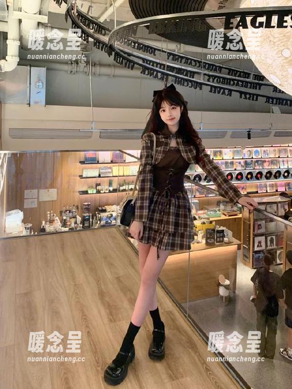 zztt 有人在zztt21.ccm网页上浪吗?我已经被迷住了啊!