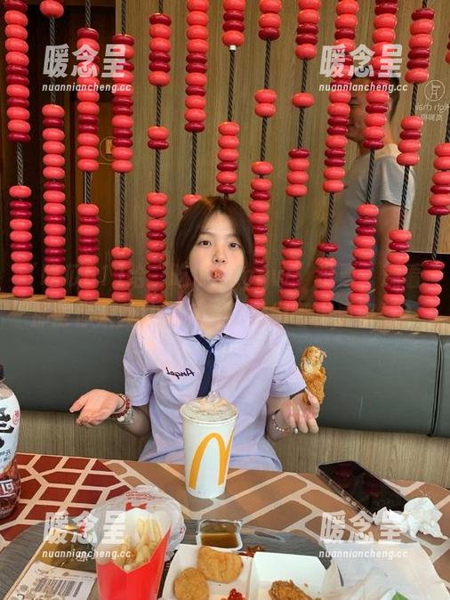 给“吃瓜51cgw”投票，观看那些你来我往的瓜，你觉得哪出更好看？