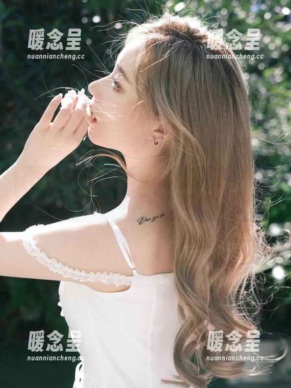 吃瓜网 吃瓜网的视频又双叒叕扑面而来,黑料大揭秘?准备好经历剧情反转吧!