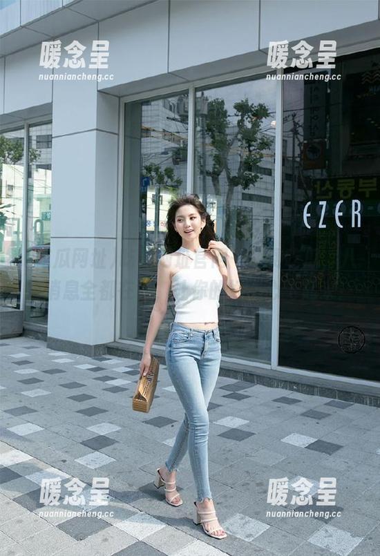吃瓜网址 吃瓜网址官网—免费吃瓜,八方消息全都在此,让你的好奇心飞起来!