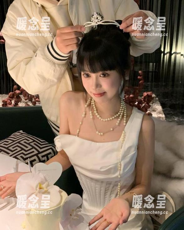 国产黑料 登录国产黑料在线,保证你不再担心今日无瓜可吃!