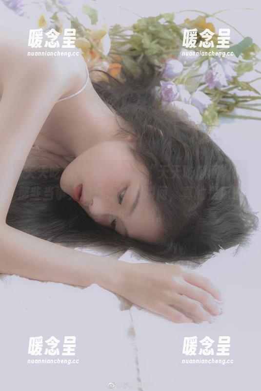 天天吃瓜网 在线围观“天天吃瓜网”:那些当事人脸红心跳的瞬间,真的是瓜田李下的尴尬。