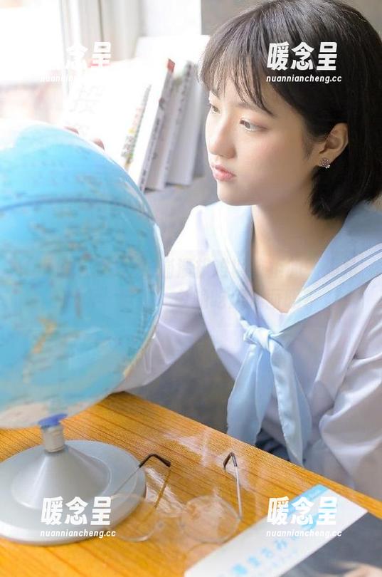 海角吃瓜 社交崩溃却难以抗拒的“海角吃瓜”链接,今晚吃瓜泡面吗?
