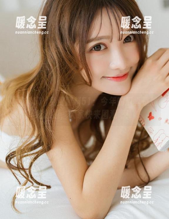 黑料51 免费黑料51:今年的瓜真是越吃越黑,大家快来围观吧!