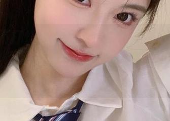 最新版黑料不打烊tttzzz苹果版，入口的神秘感已经附着在空气中，快要窒息了！