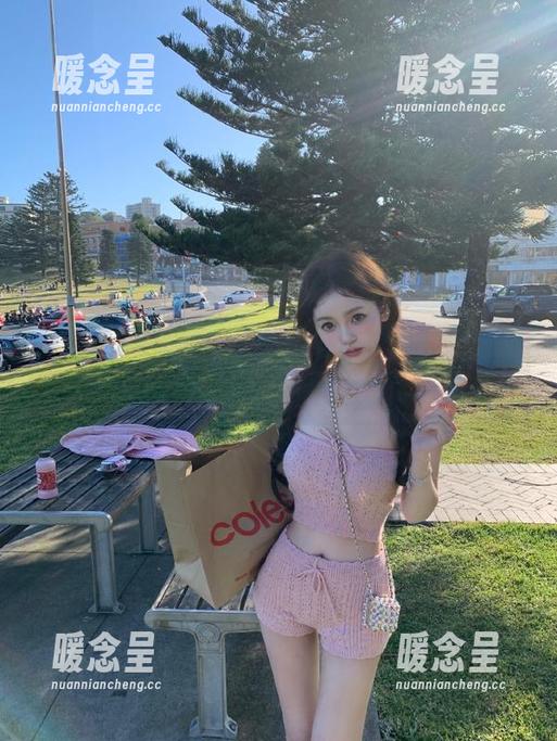 “黑料传送门”说永不迷路，但我反而迷失在评论区的欢乐海洋里！