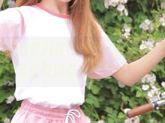 黑料在线首页：跟我走，这个瓜我可是嗅到奇妙的气息了哦～