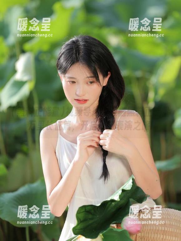 视频导航：跟随黑料正能量万里长征篇，开启奇葩表演之旅!